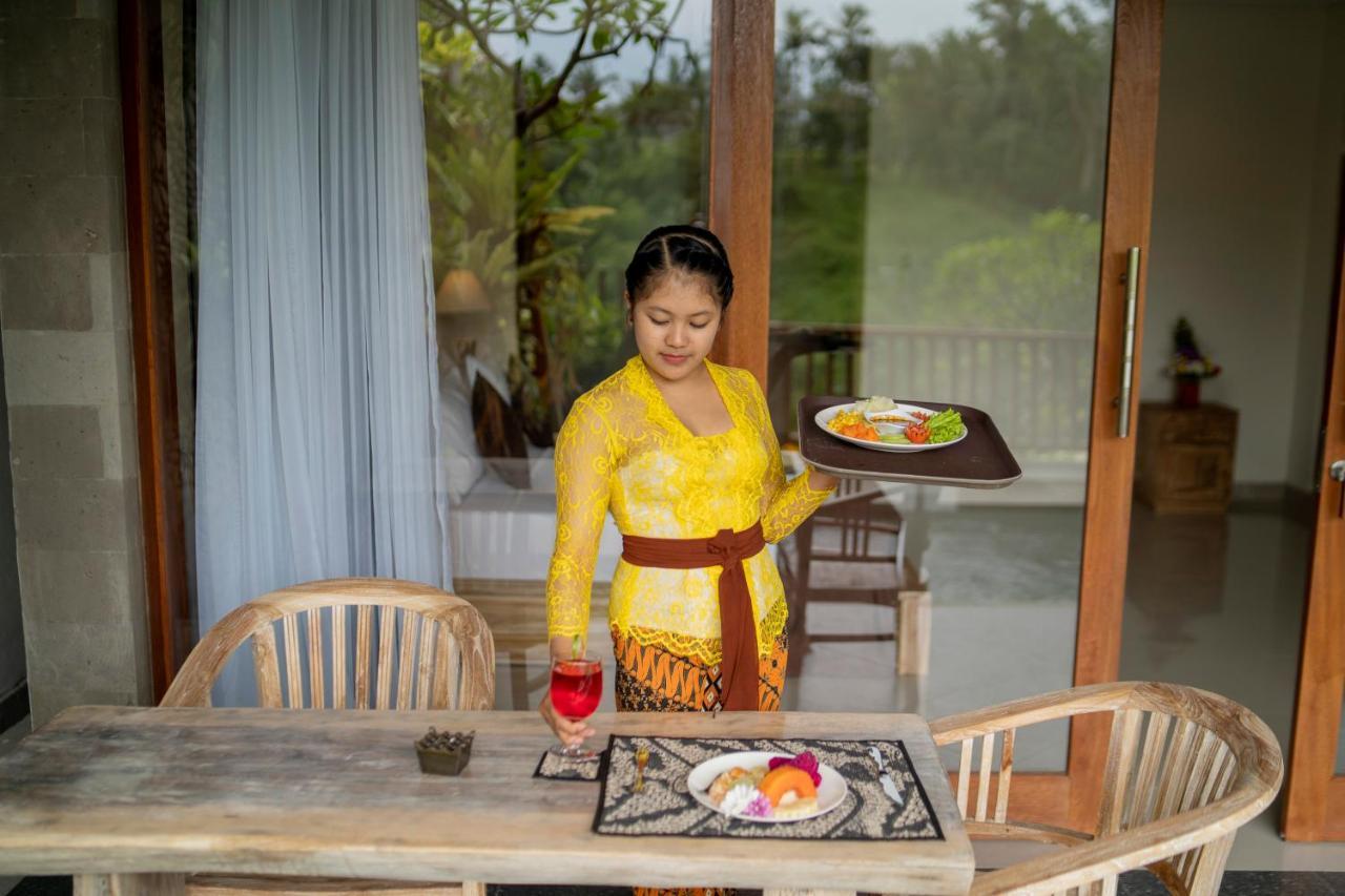 Ubud Paras Villa מראה חיצוני תמונה