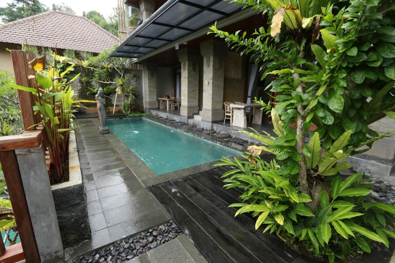 Ubud Paras Villa מראה חיצוני תמונה